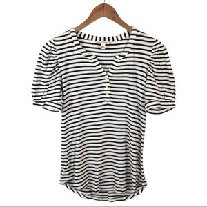 WS556 Banana Republic Striped Scalloped Shirt S